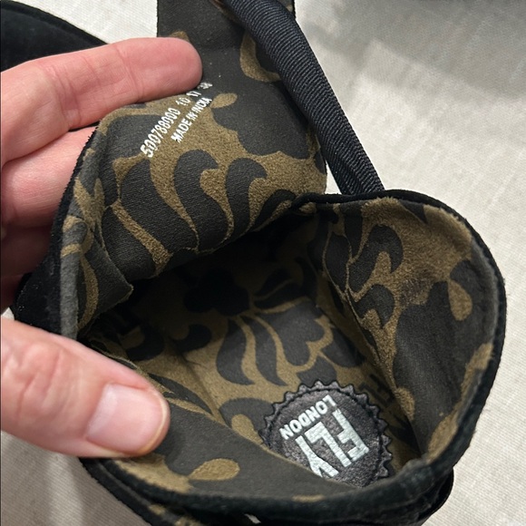 Fly London Boots Women’s 38 Black Suede Yebi Ankle Boot Wedge - Picture 9 of 13